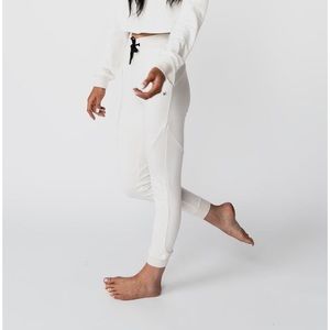 Kora cream color joggers size large